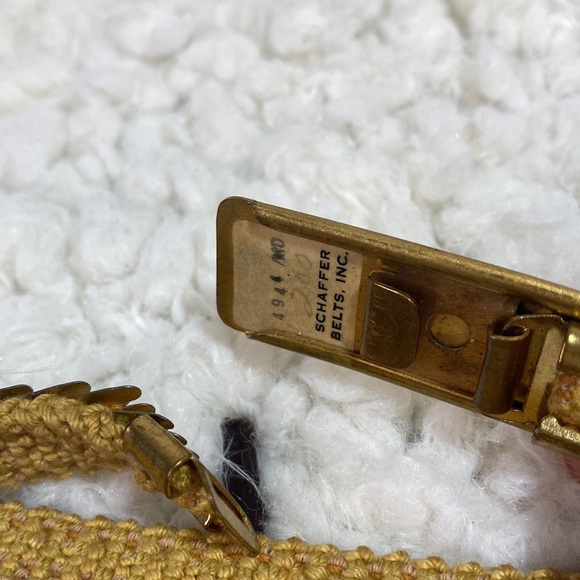 Woman vintage gold stretchy belt - Picture 4 of 6